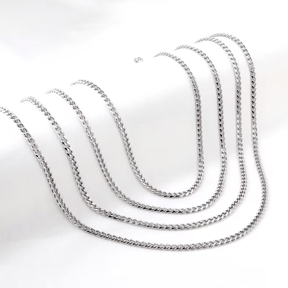Fashionable Classic Stainless Steel Cuban Link Chain Necklace